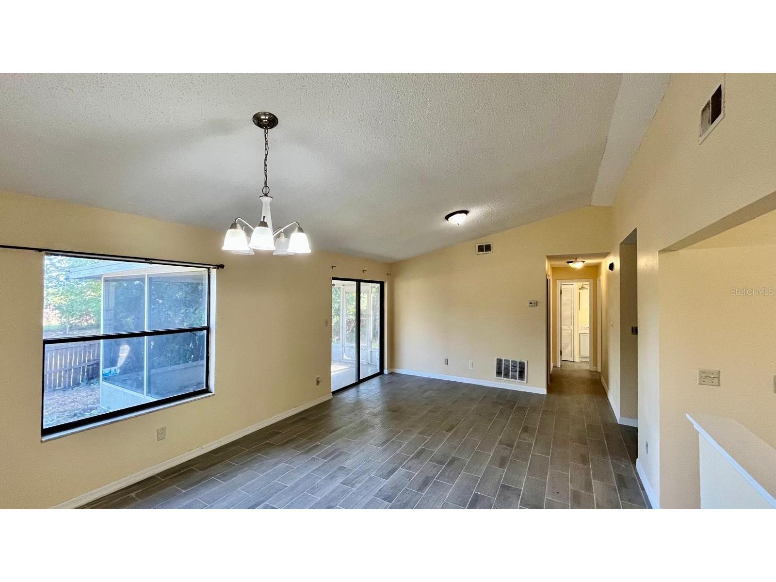 5317 Hyde Park Avenue Orlando FL 32808 O6316958 image3