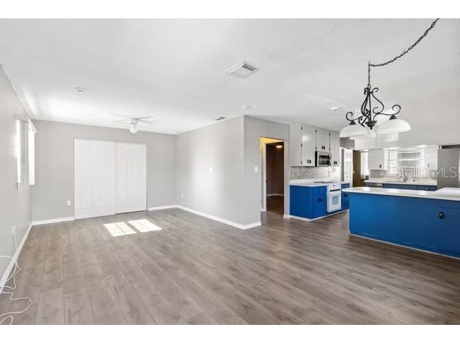 5318 17th Street W #A Bradenton FL 34207 A4698195 image2