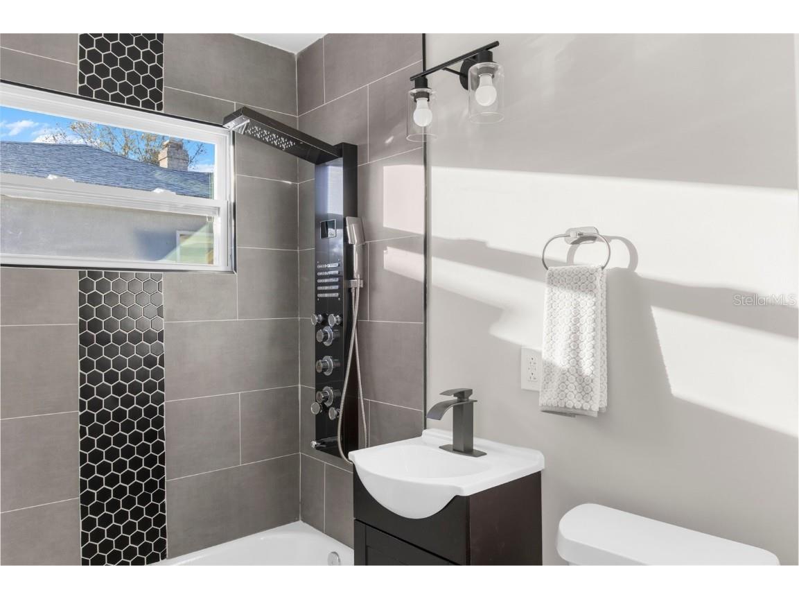 5318 9th Avenue N Saint Petersburg FL 33710 TB8450651 image20