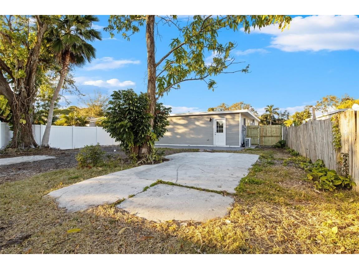 5318 9th Avenue N Saint Petersburg FL 33710 TB8450651 image23