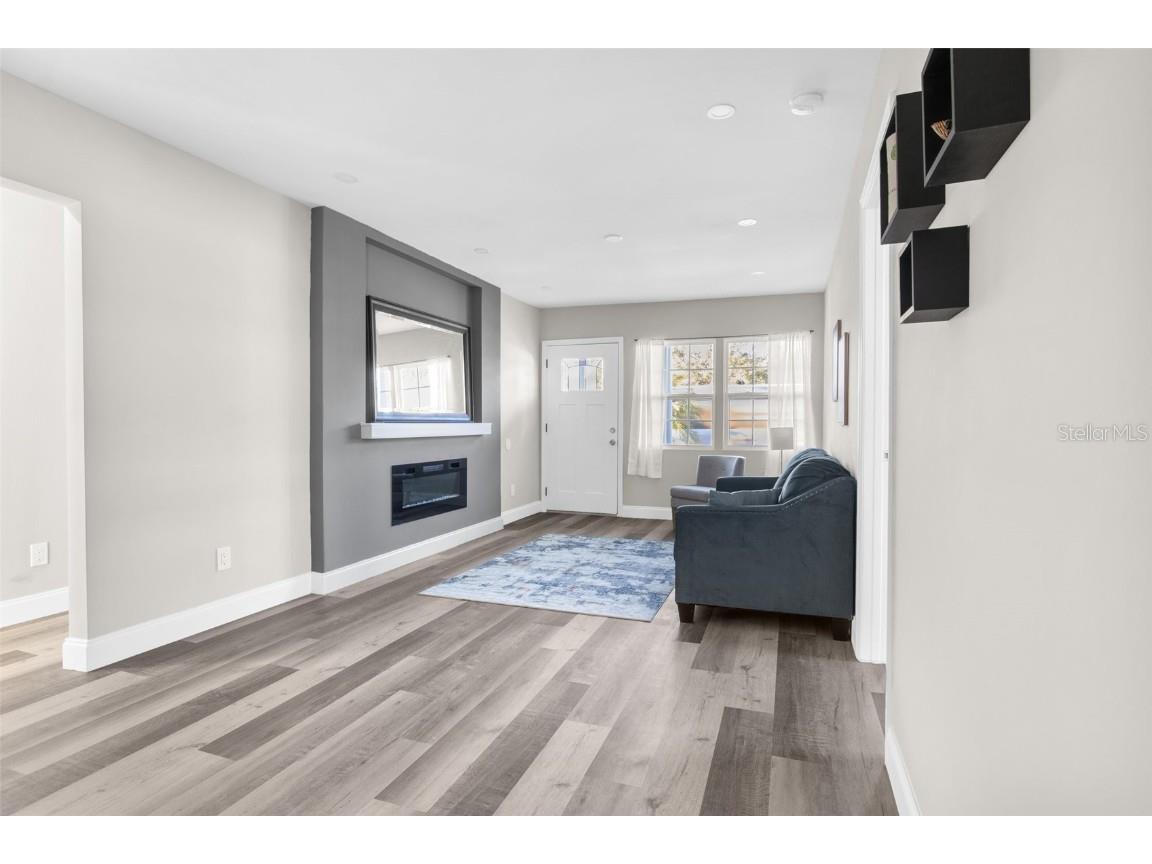 5318 9th Avenue N Saint Petersburg FL 33710 TB8450651 image8