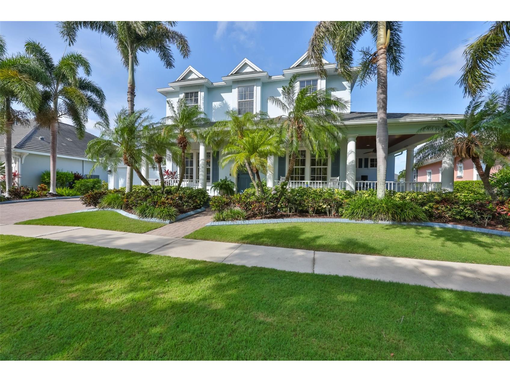 5318 Loon Nest Court Apollo Beach FL 33572 - MIRA BAY LAGOON CANAL TB8508996 image1