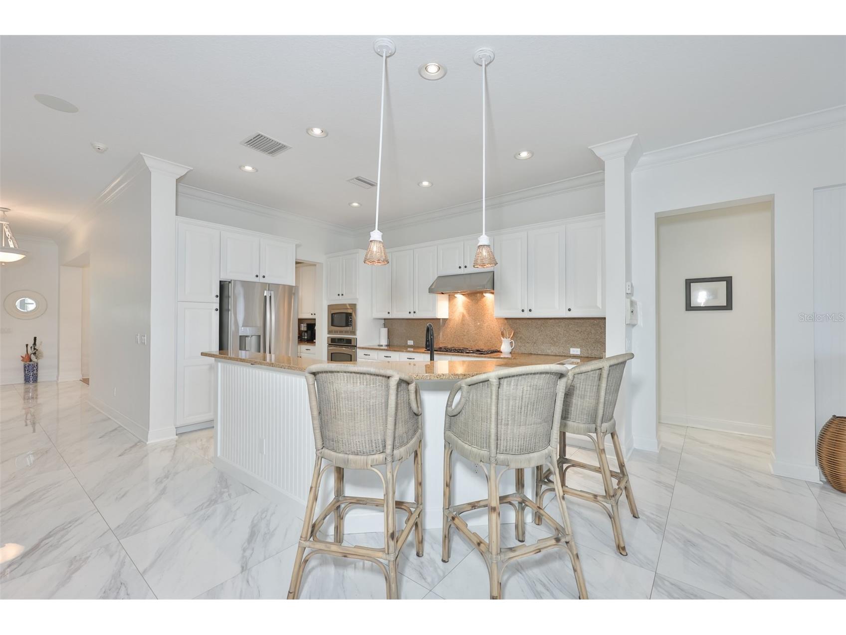 5318 Loon Nest Court Apollo Beach FL 33572 - MIRA BAY LAGOON CANAL TB8508996 image17