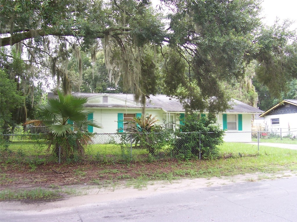 5318 Parker Street Zephyrhills FL 33542 TB8303110 image1