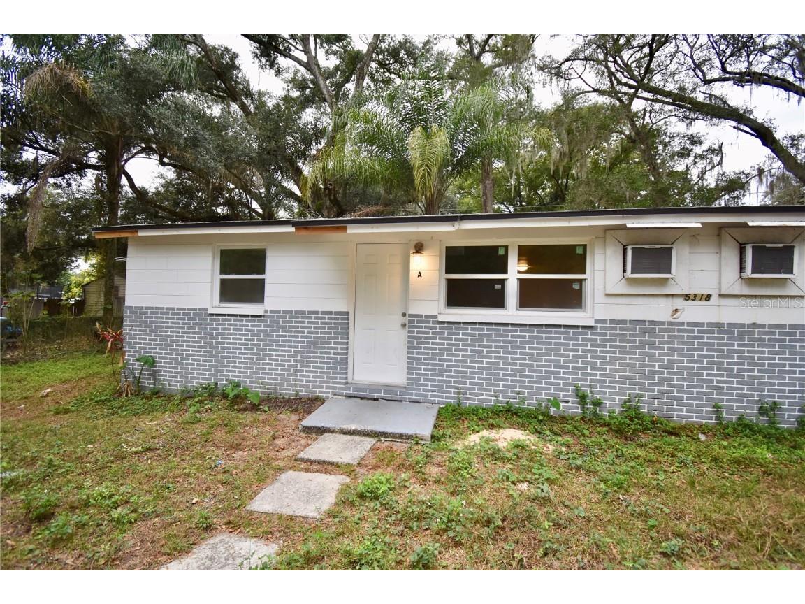 5318 Pine Street Seffner FL 33584 T3490859 image1