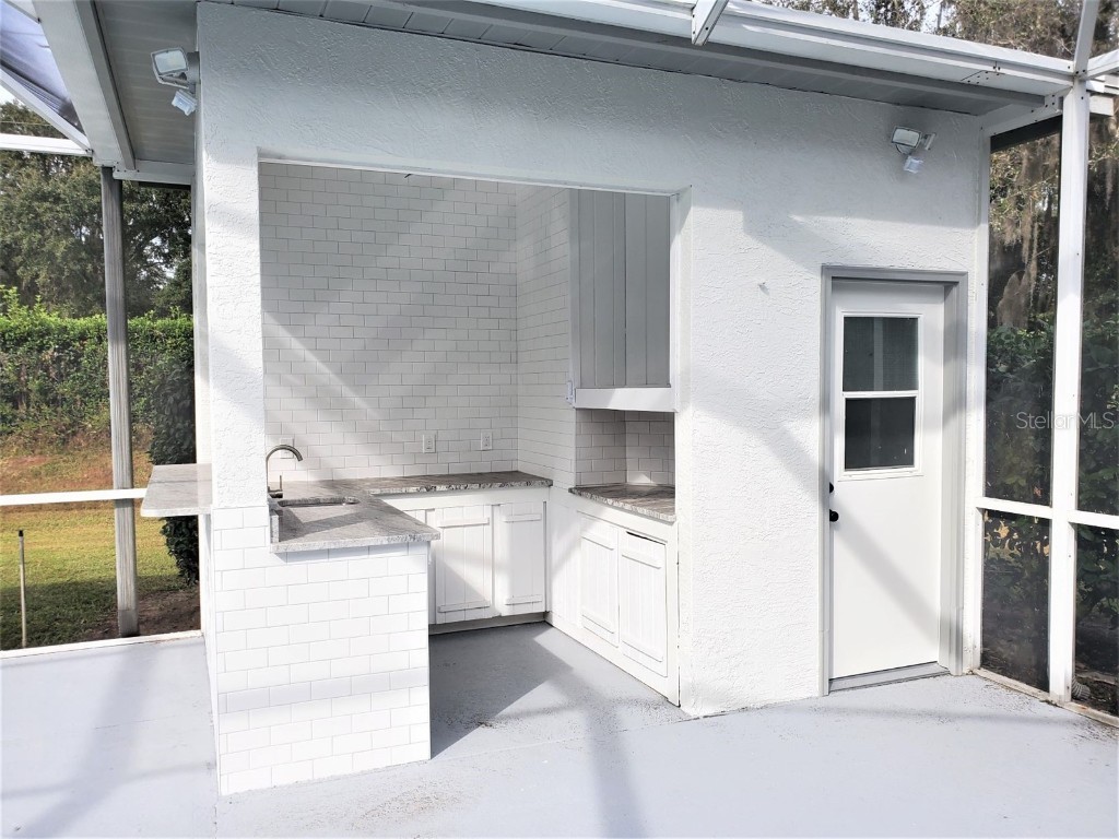 5318 Twin Creeks Drive Valrico FL 33596 TB8440491 image24