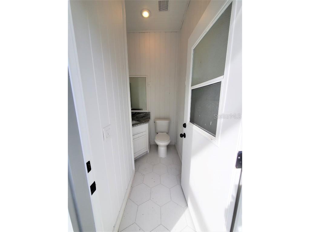 5318 Twin Creeks Drive Valrico FL 33596 TB8440491 image25