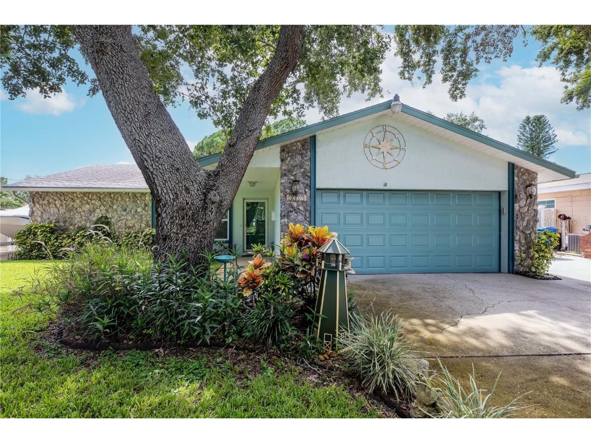 5319 Cordova Way S Saint Petersburg FL 33712 TB8405823 image1