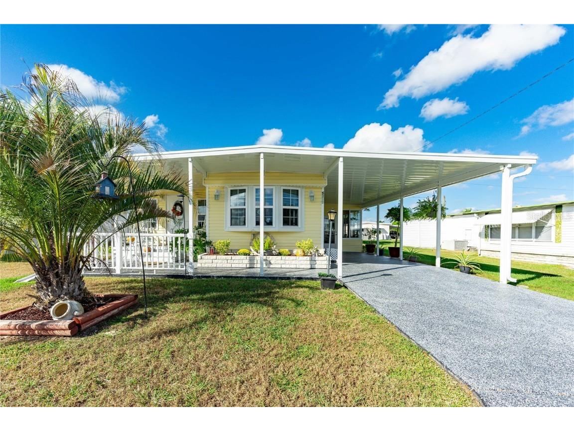 5319 Vera Street Zephyrhills FL 33542 TB8320339 image1