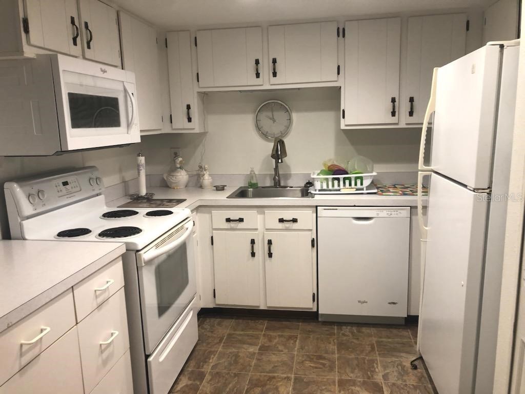 532 Bahia Circle #A Ocala FL 34472 OM715625 image3