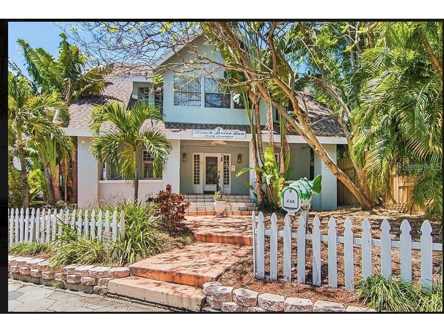 532 Beach Drive NE Saint Petersburg FL 33701 TB8311692 image1
