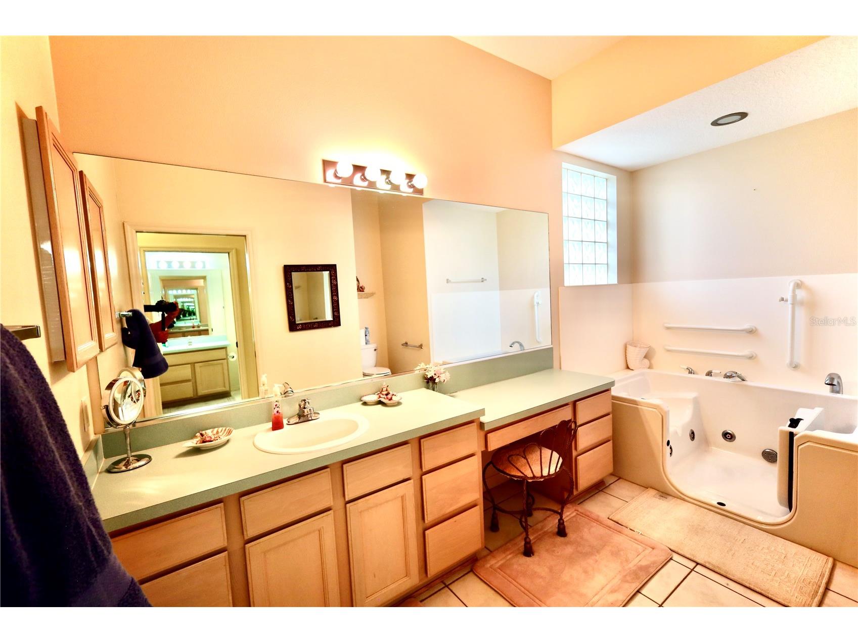 532 Carrera Drive Lady Lake FL 32159 G5112174 image13