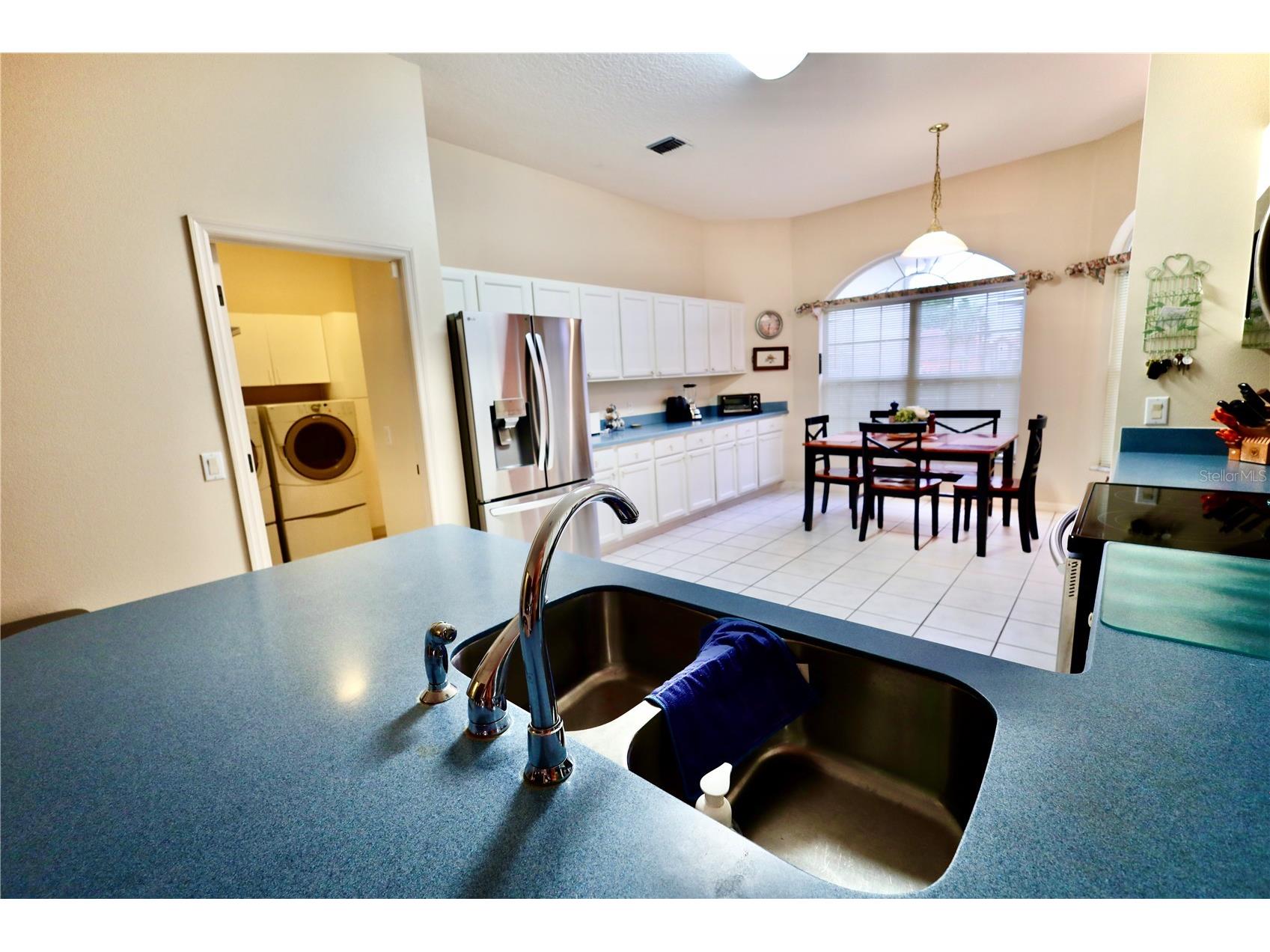 532 Carrera Drive Lady Lake FL 32159 G5112174 image4