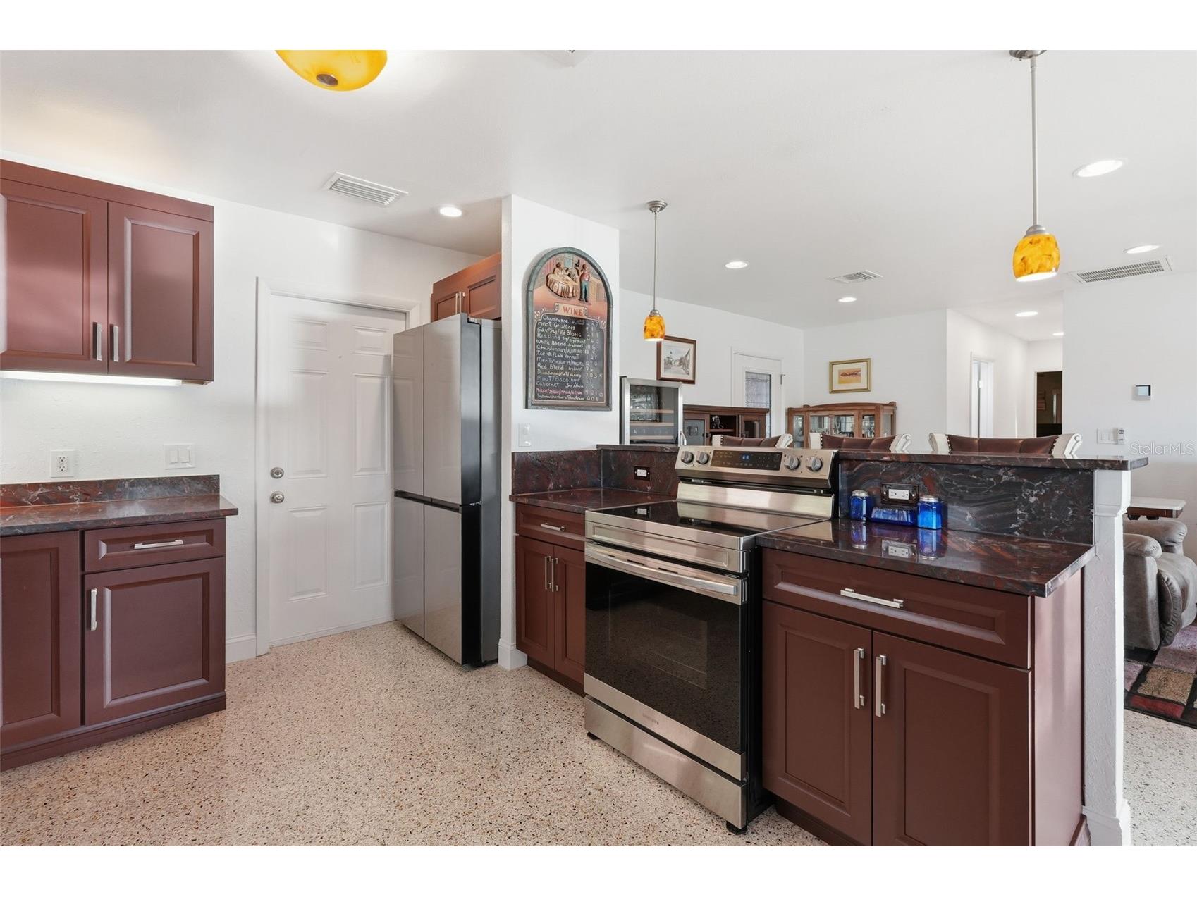 532 Crystal Drive Madeira Beach FL 33708 TB8487459 image10