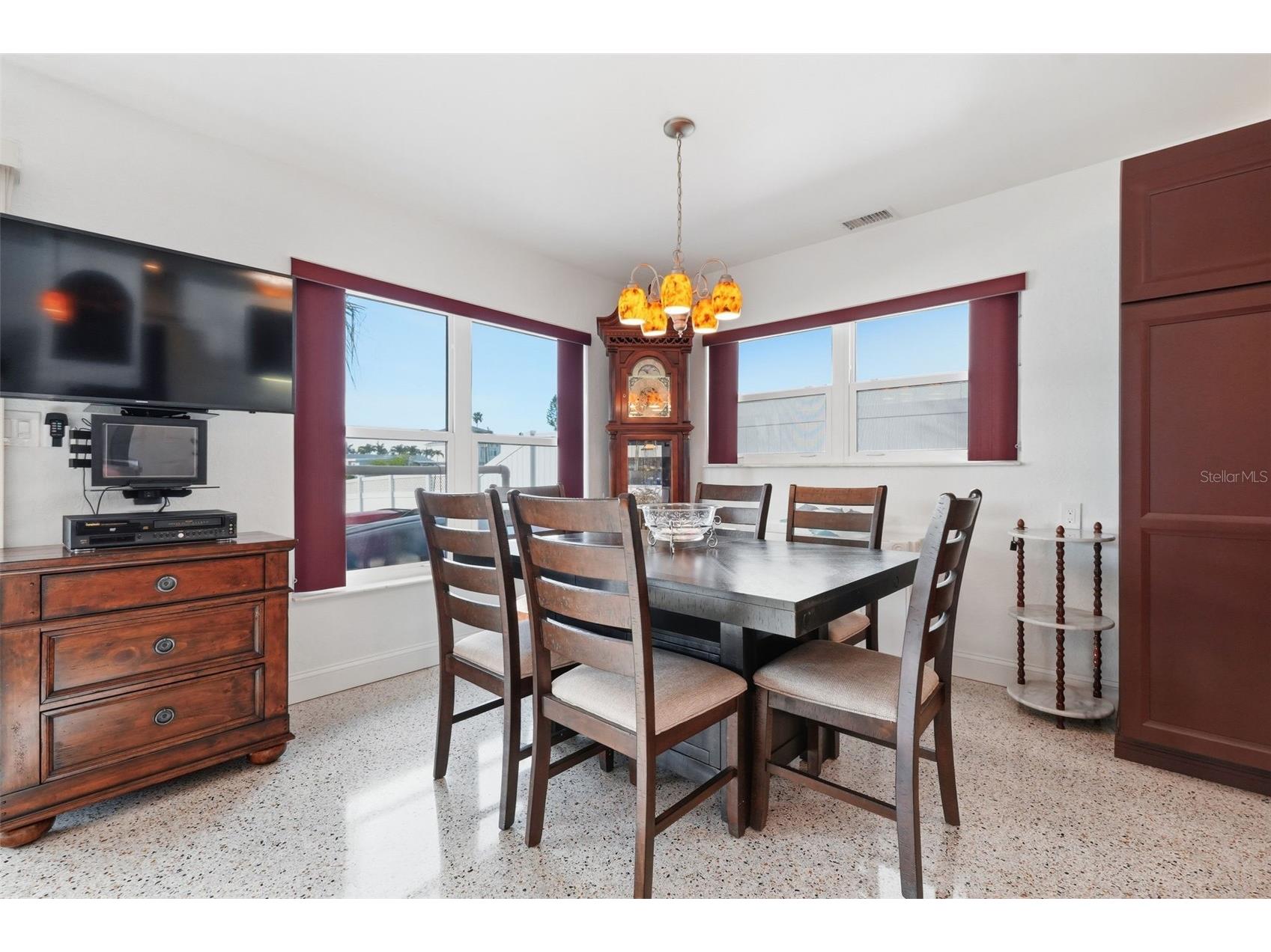 532 Crystal Drive Madeira Beach FL 33708 TB8487459 image13