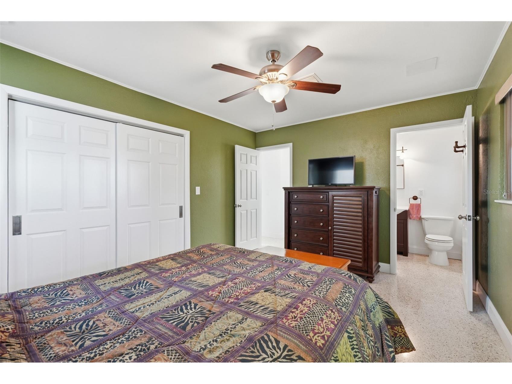 532 Crystal Drive Madeira Beach FL 33708 TB8487459 image16