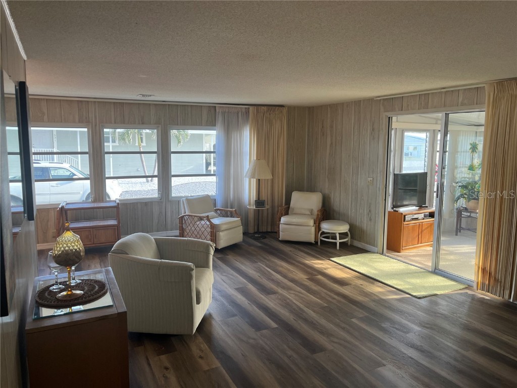 532 Via Veneto Venice FL 34285 N6137689 image8