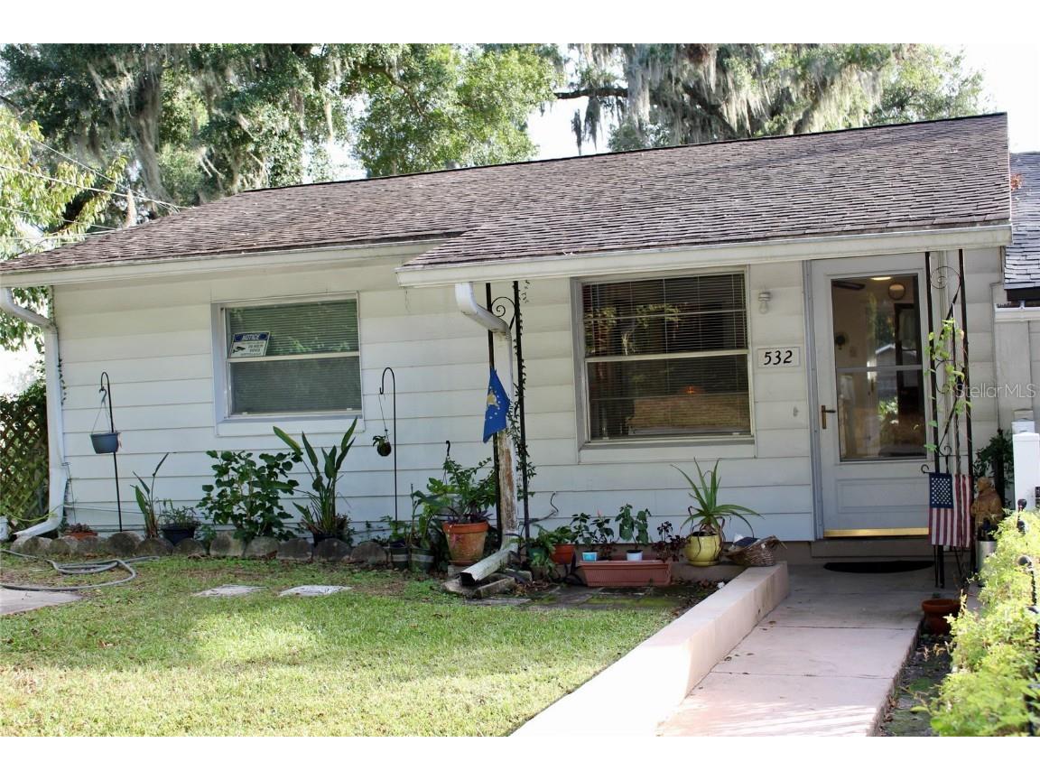 532 W Wisconsin Avenue Deland FL 32720 V4939182 image1