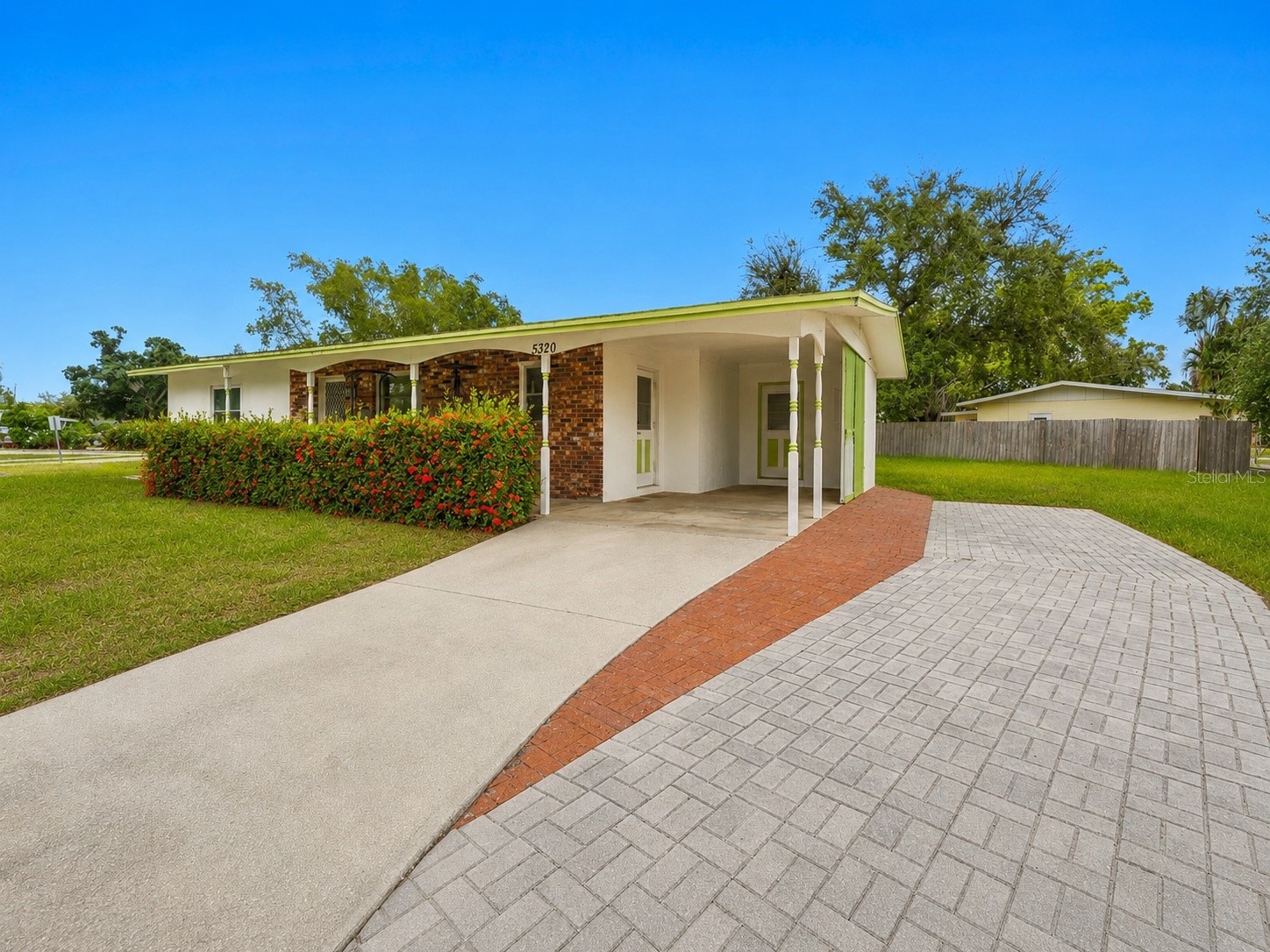 5320 41st Avenue W Bradenton FL 34209 A4696224 image1