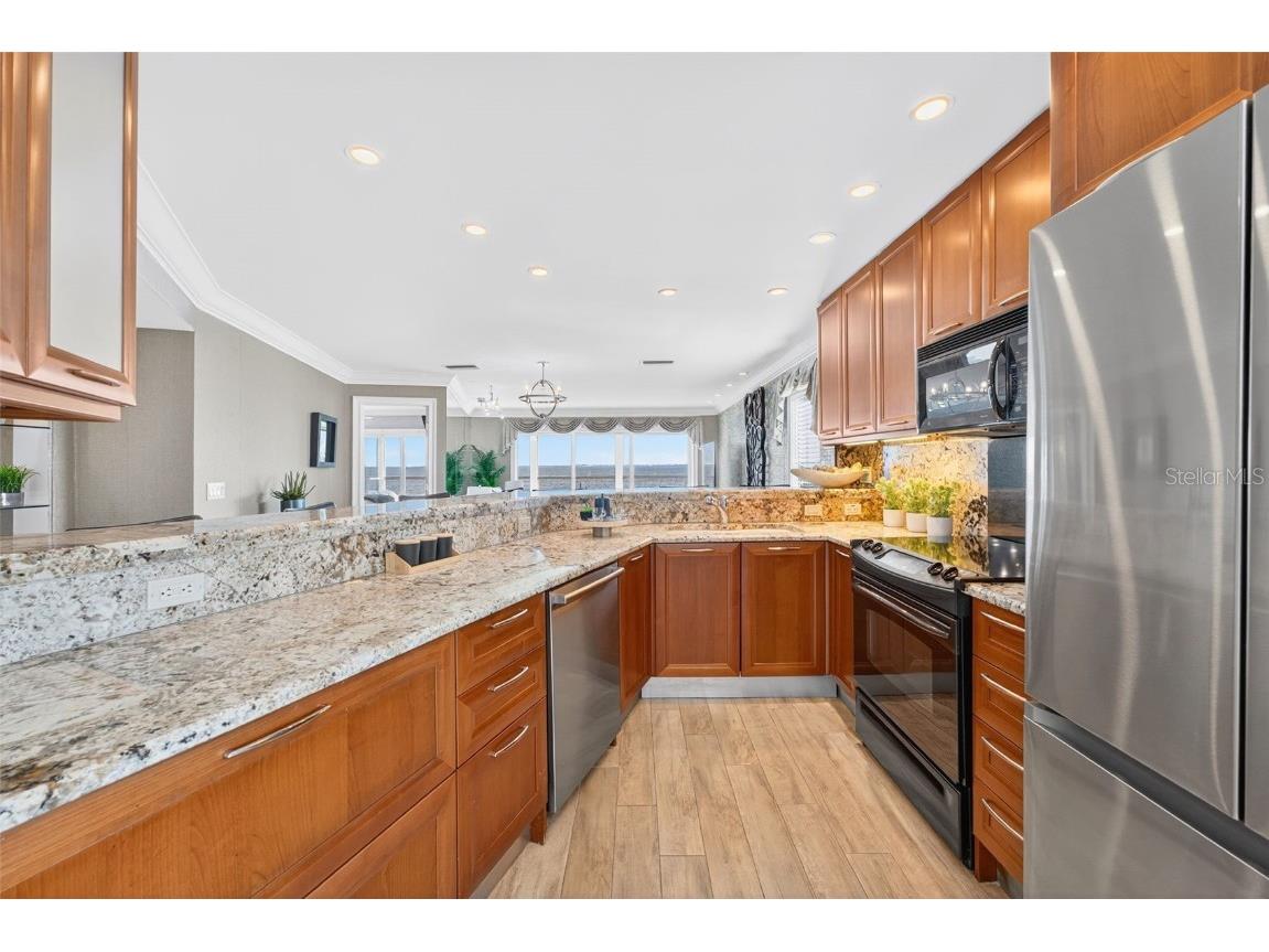 5320 Gulf Of Mexico Drive #101 Longboat Key FL 34228 A4666843 image5