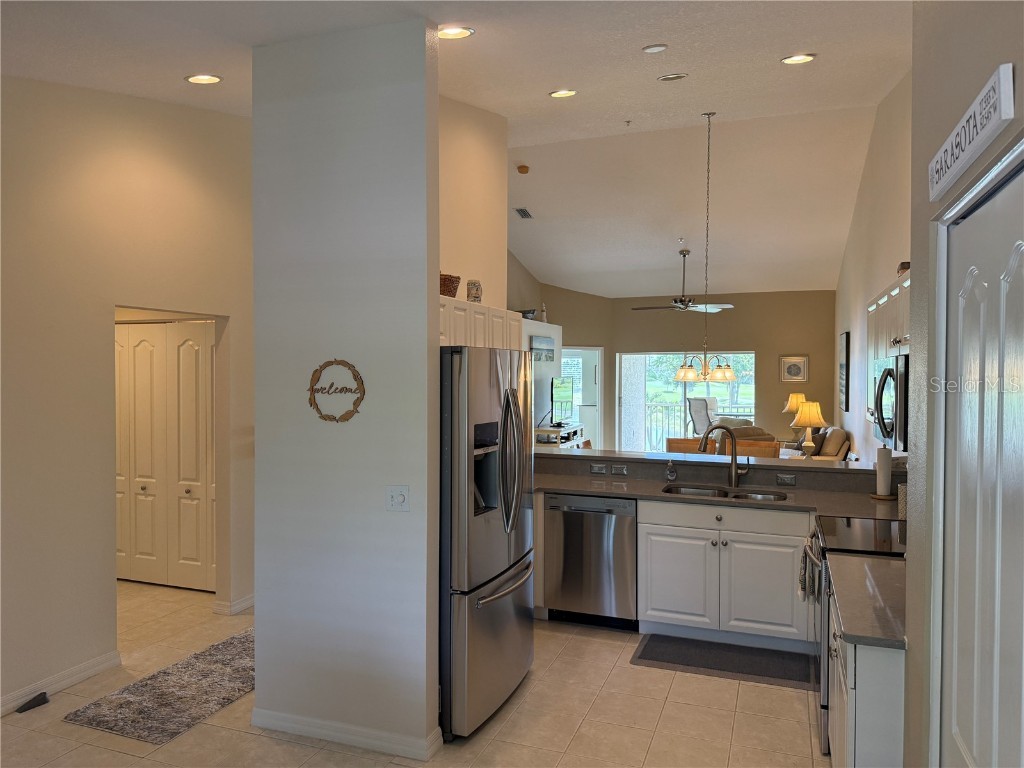 5320 Hyland Hills Avenue #2222 Sarasota FL 34241 A4656269 image8