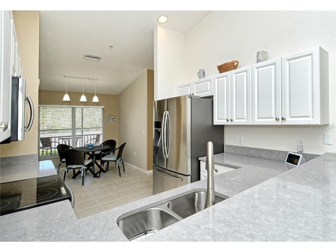 5320 Hyland Hills Avenue #2222 Sarasota FL 34241 A4667444 image18