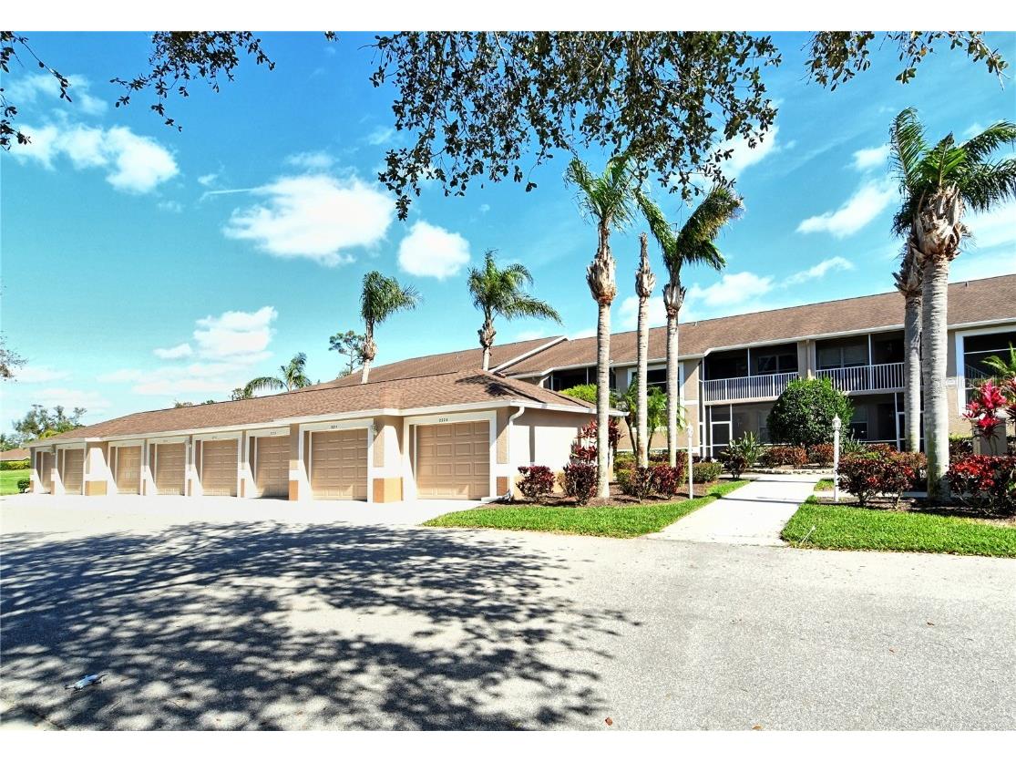 5320 Hyland Hills Avenue #2222 Sarasota FL 34241 A4667444 image2