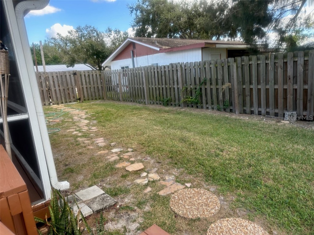 5320 Moeller Avenue Sarasota FL 34233 A4673965 image14