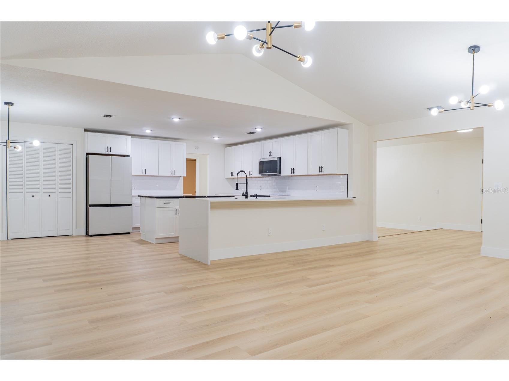 5320 NE 2nd Lane Ocala FL 34470 S5142247 image10