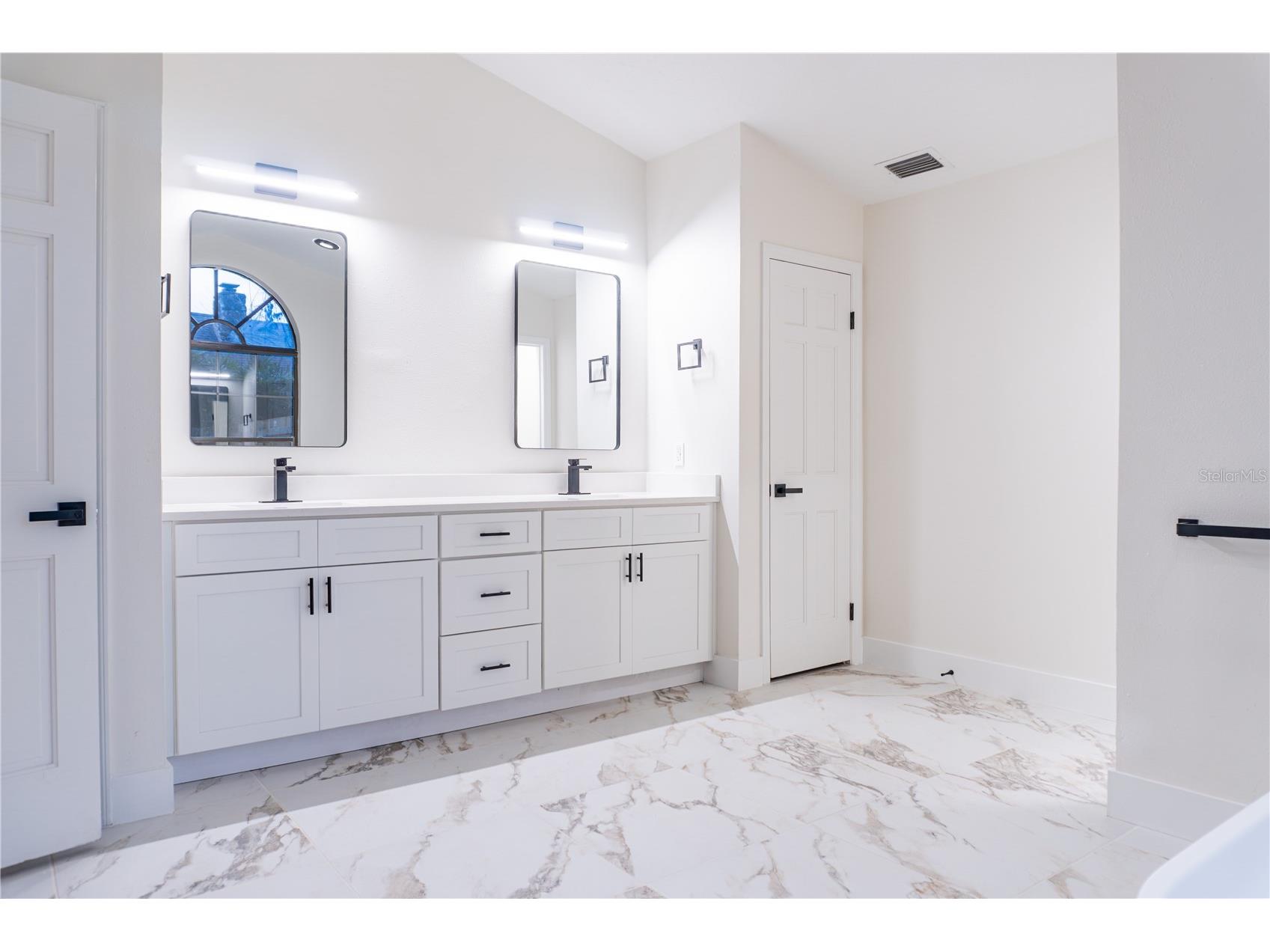 5320 NE 2nd Lane Ocala FL 34470 S5142247 image28