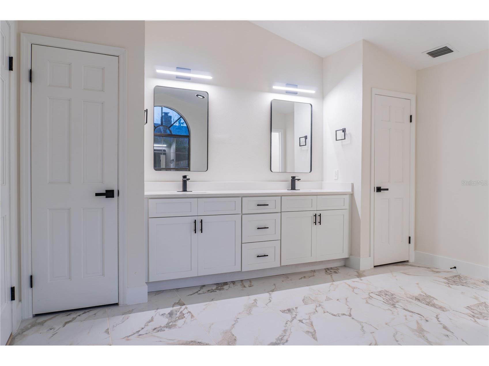 5320 NE 2nd Lane Ocala FL 34470 S5142247 image30