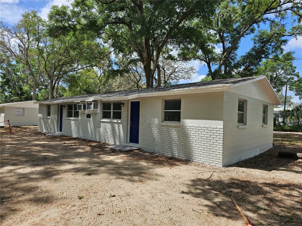 5320 Pine Street #B Seffner FL 33584 T3475619 image1