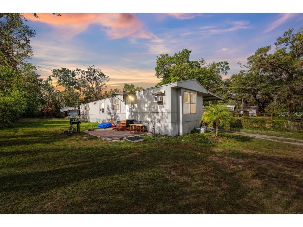 5320 Royal Oak Drive Tampa FL 33610 TB8331789 image1