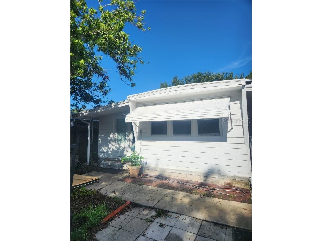 5320 W Pine Street N Saint Petersburg FL 33709 TB8409264 image1