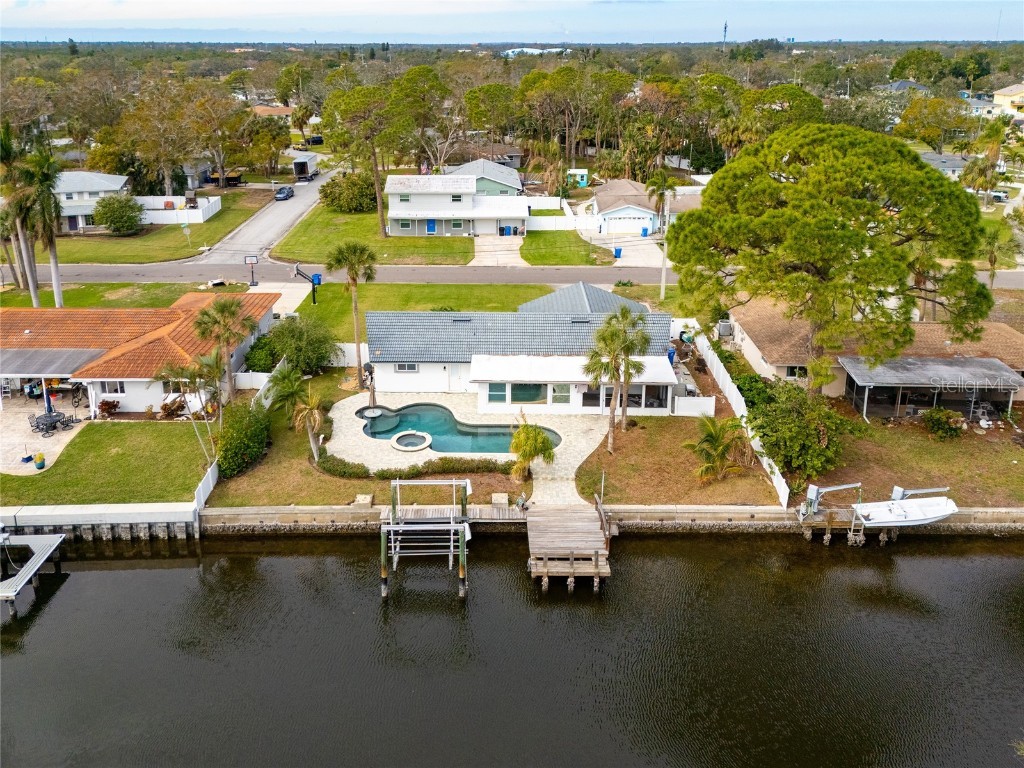 5321 Dover Street NE Saint Petersburg FL 33703 TB8335516 image1