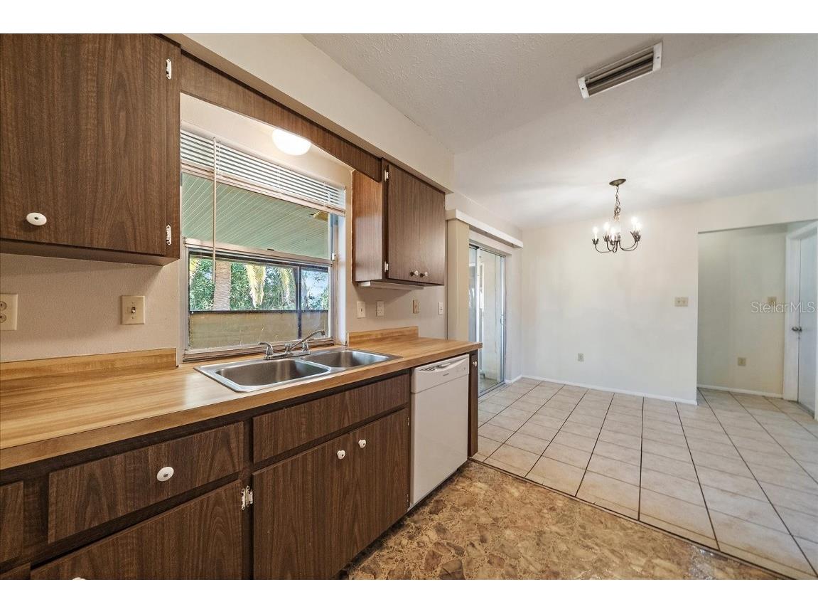 5321 Foxwood Drive Sarasota FL 34232 A4670079 image15