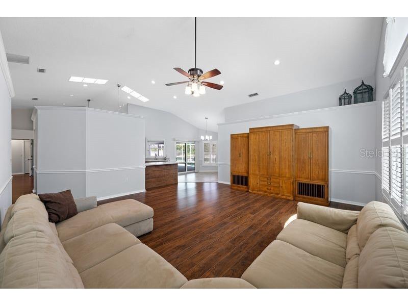 5321 Gardens Dr Sarasota FL 34243 TB8500945 image20
