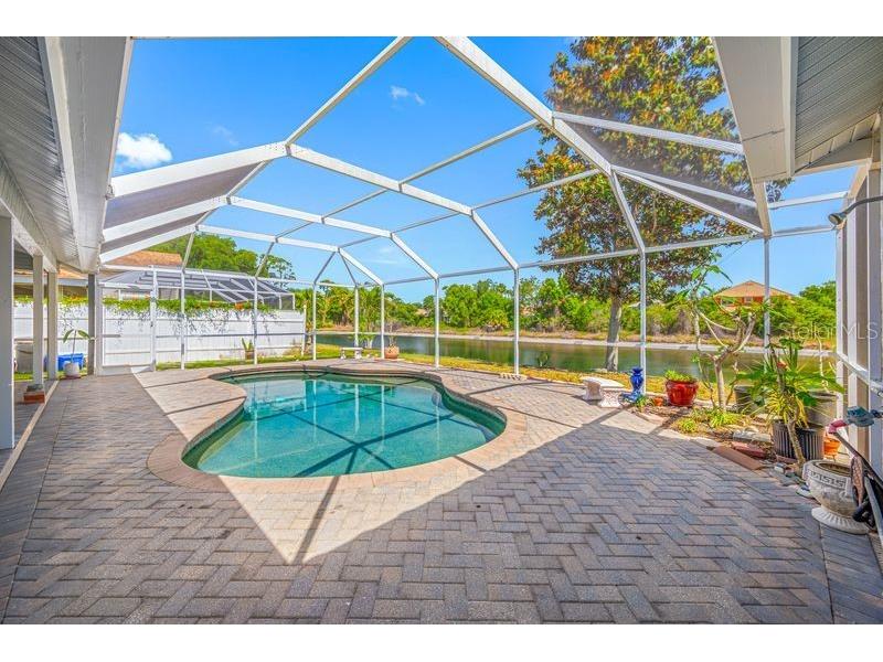 5321 Gardens Dr Sarasota FL 34243 TB8500945 image39