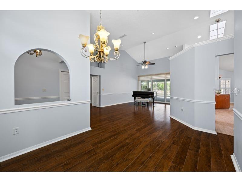 5321 Gardens Dr Sarasota FL 34243 TB8500945 image8