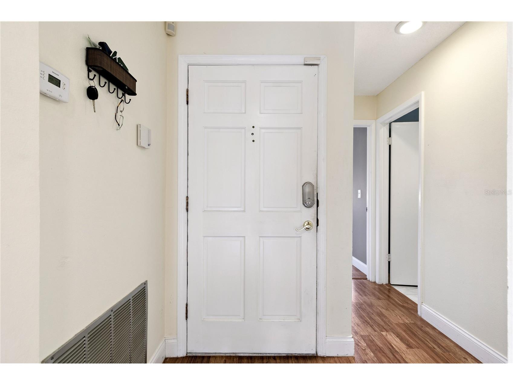 5321 Indian Creek Drive #D Orlando FL 32811 O6396164 image28