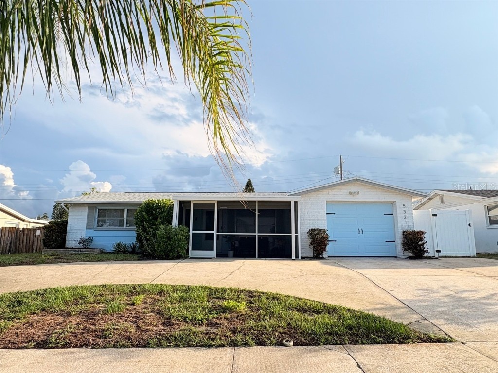 5321 Mosaic Drive Holiday FL 34690 W7876589 image1