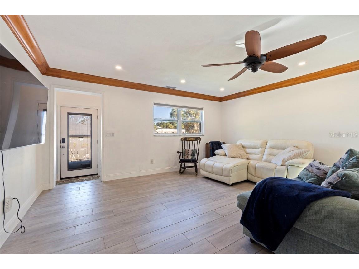 5322 25th Avenue S Gulfport FL 33707 TB8446466 image10