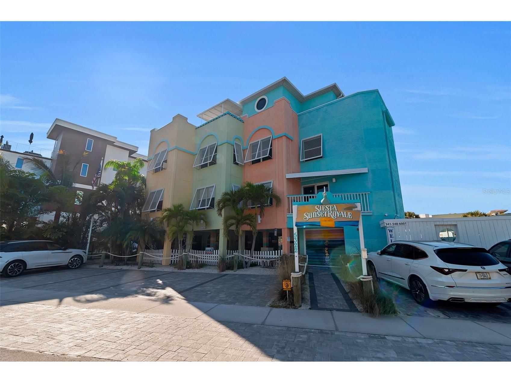 5322 Calle De La Siesta Sarasota FL 34242 A4682172 image2