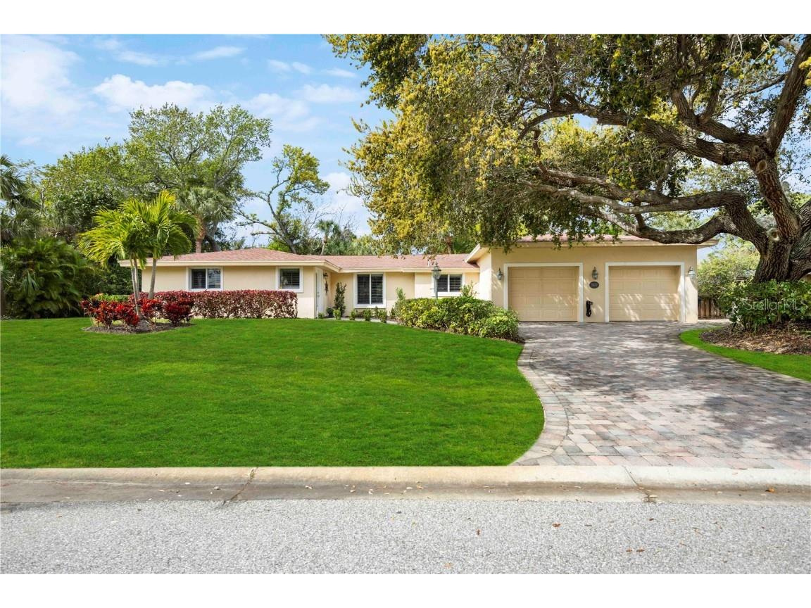 5322 Cape Leyte Drive Sarasota FL 34242 A4601948 image1