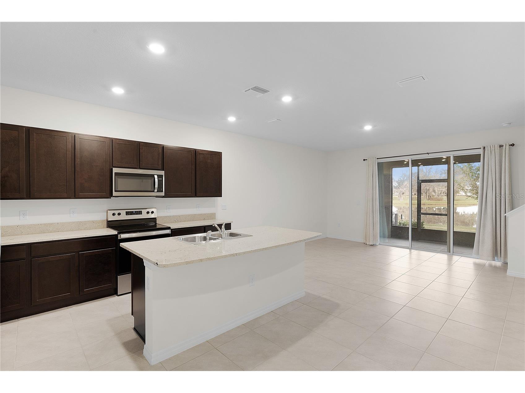 5322 Dragon Fly Drive Wildwood FL 34785 G5108783 image4