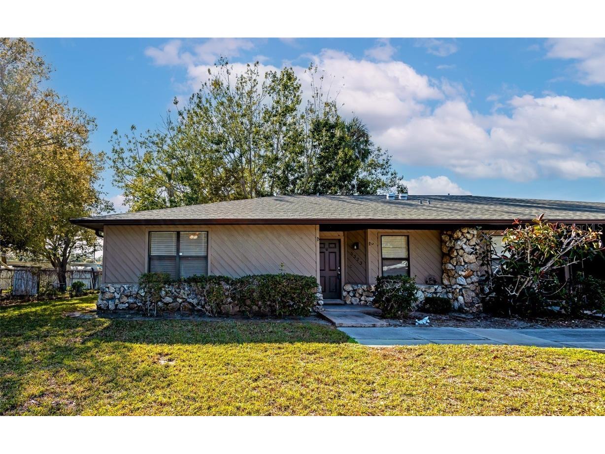 5323 11th Street Circle E #5323 Bradenton FL 34203 A4597392 image1