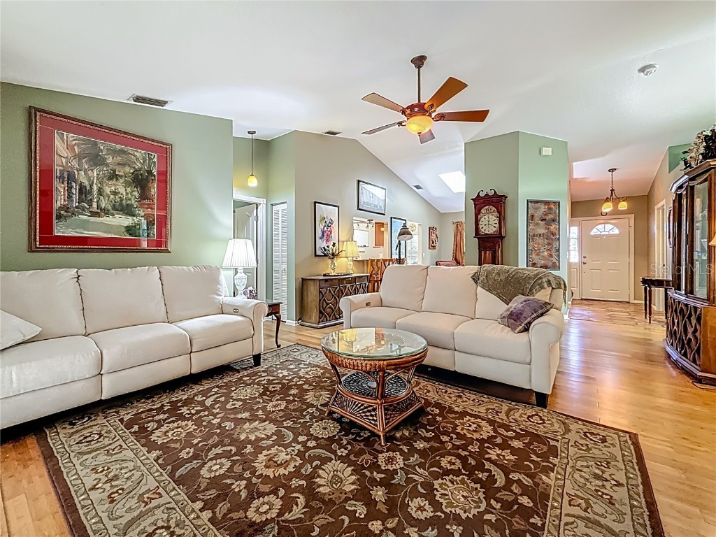 5323 73rd Street N Saint Petersburg FL 33709 TB8396625 image27