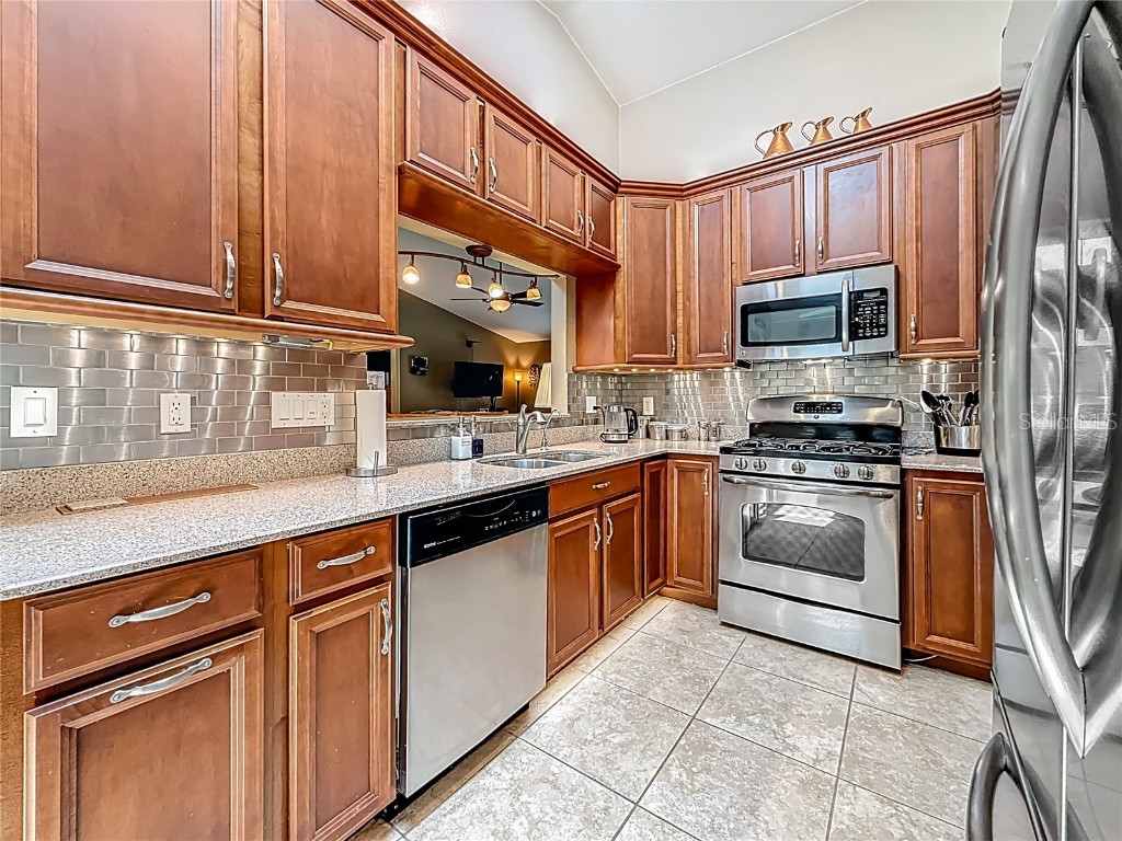 5323 73rd Street N Saint Petersburg FL 33709 TB8396625 image32