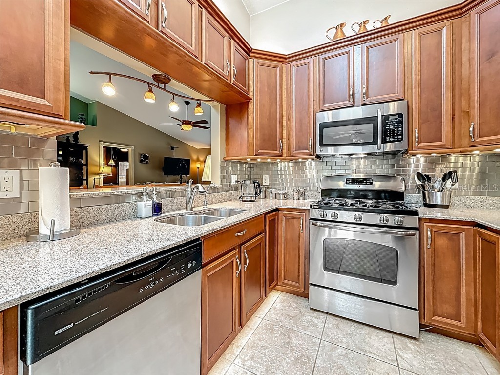 5323 73rd Street N Saint Petersburg FL 33709 TB8396625 image33