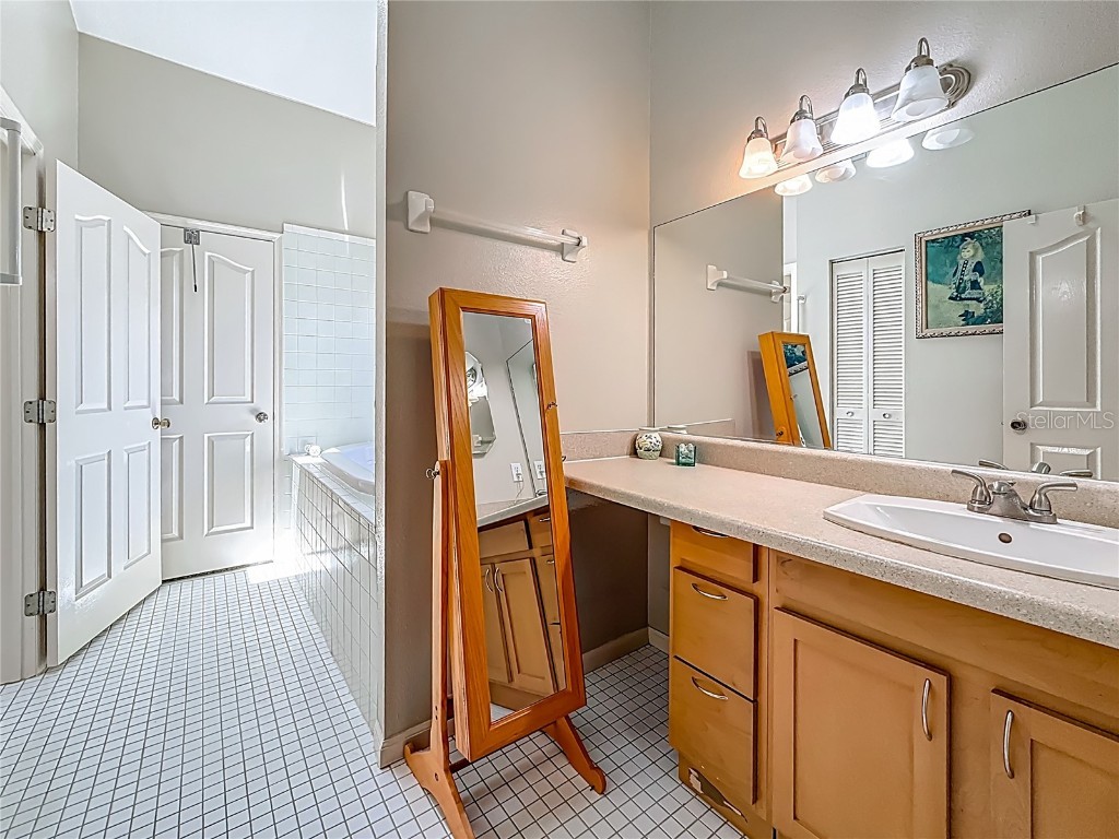 5323 73rd Street N Saint Petersburg FL 33709 TB8396625 image45